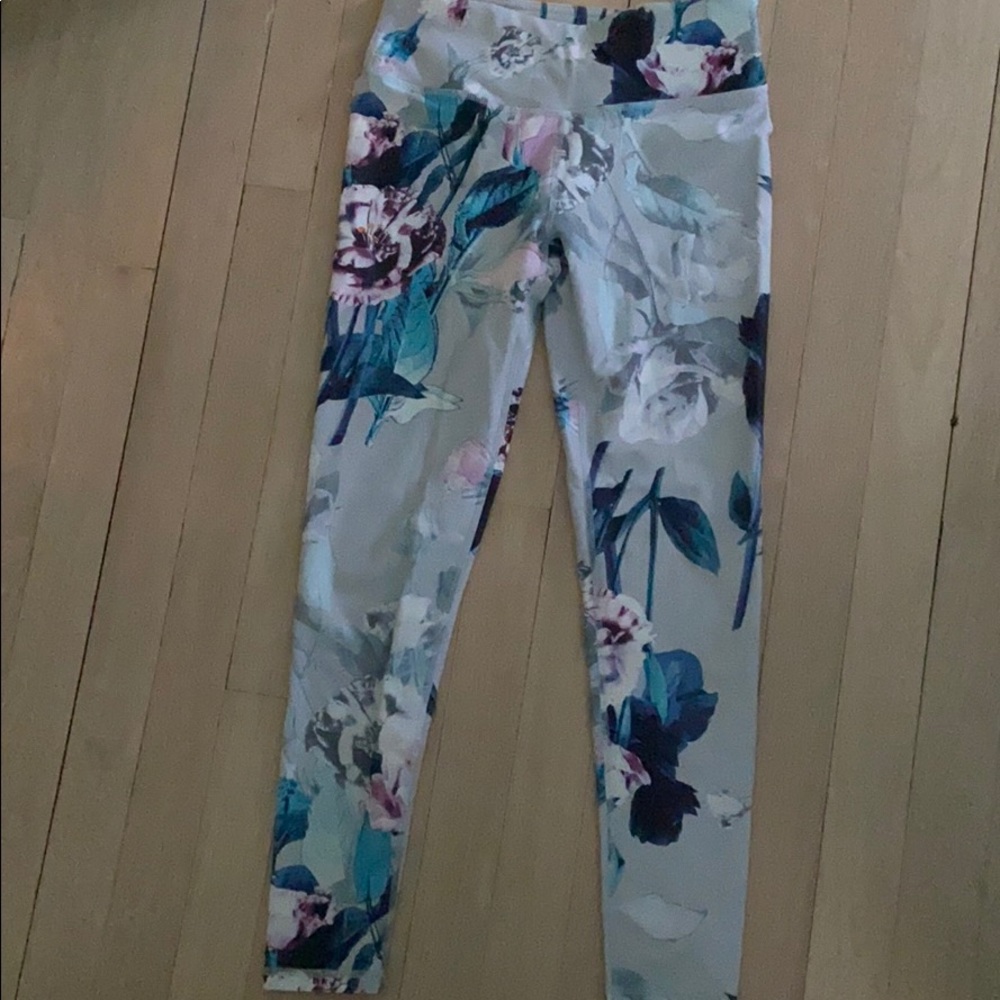 Fabletics purple gray floral leggings